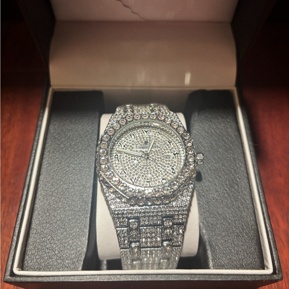 ICED OUT AP WATCH